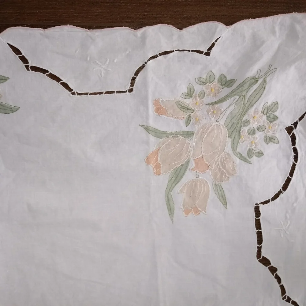 Table cloth